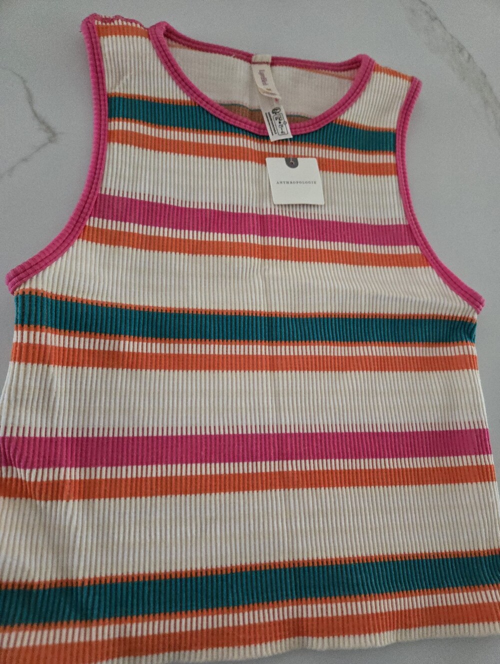 NWT The Reegan Seamless Ribbed Cropped Tank - Picture 3 of 4